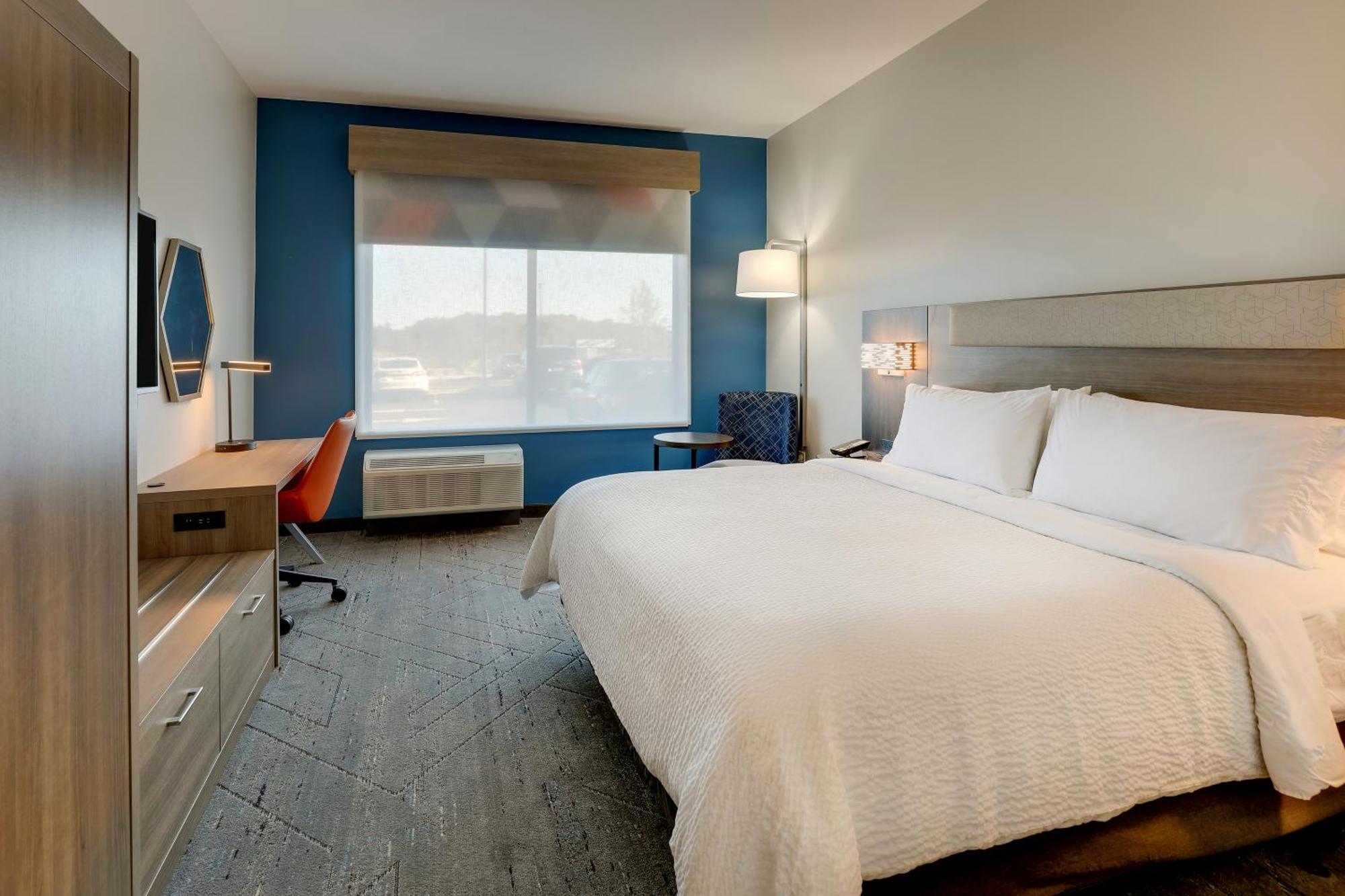 Holiday Inn Express Holly Springs - Raleigh Area By Ihg Exterior photo