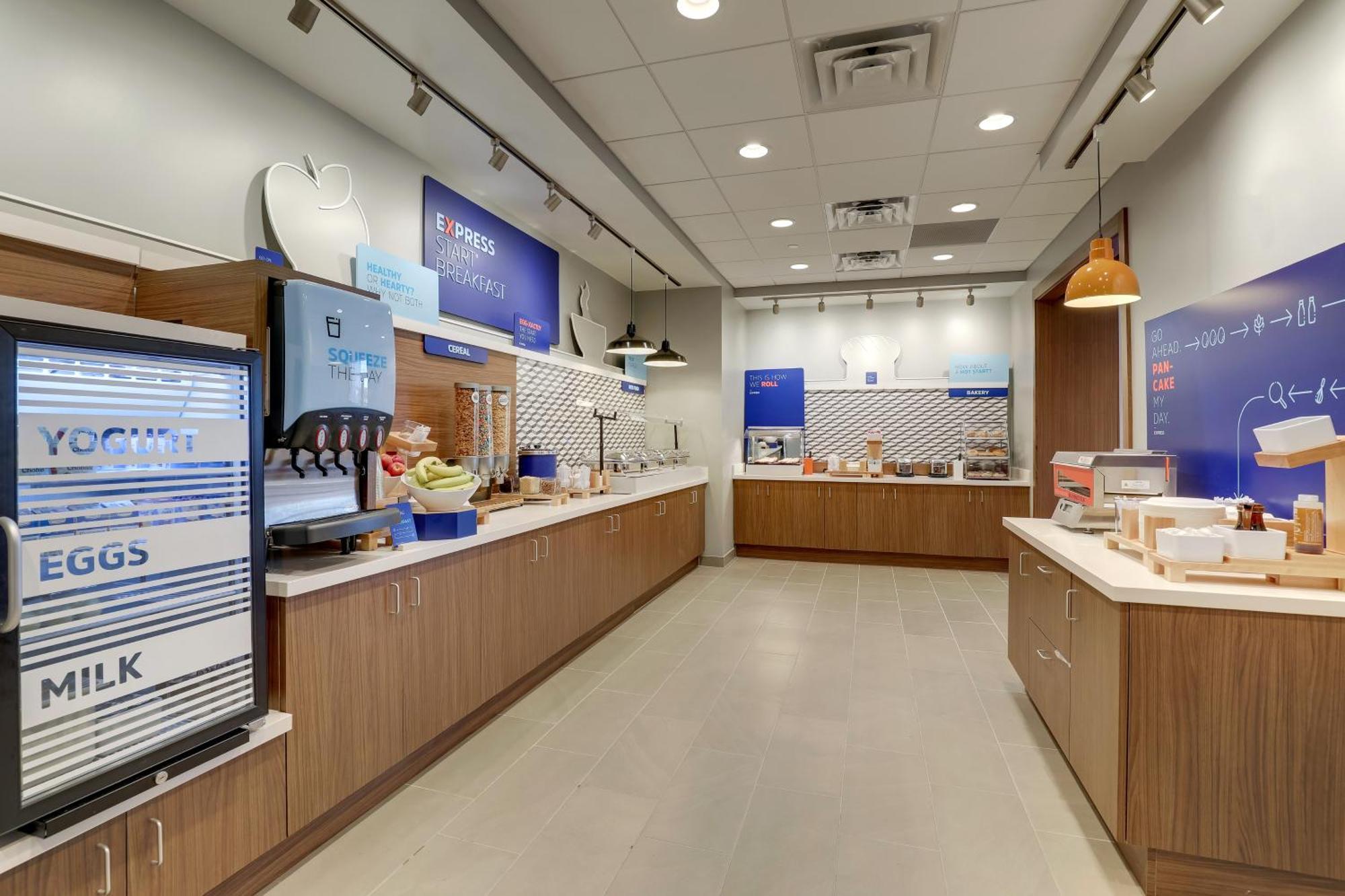 Holiday Inn Express Holly Springs - Raleigh Area By Ihg Exterior photo