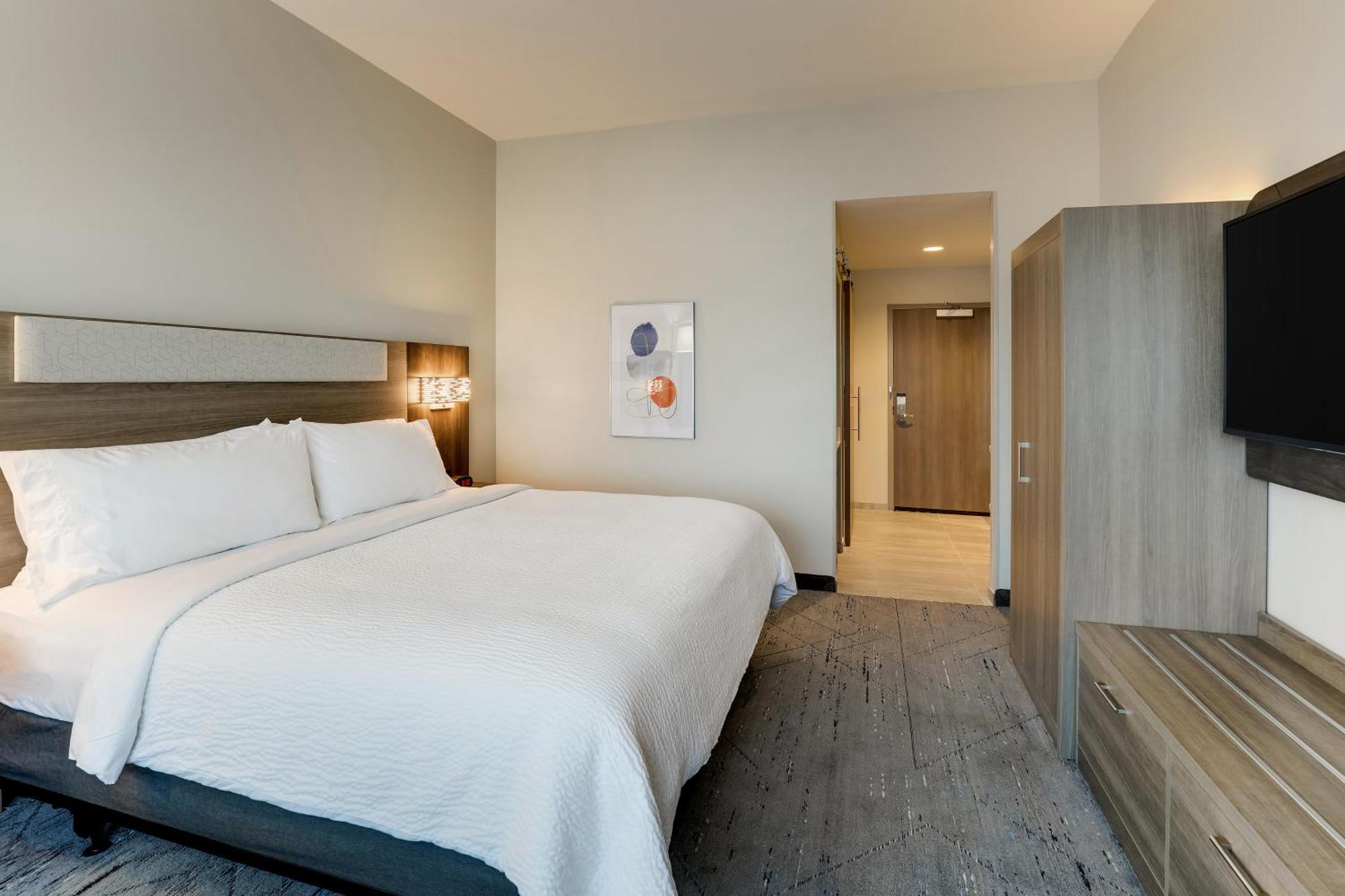 Holiday Inn Express Holly Springs - Raleigh Area By Ihg Exterior photo