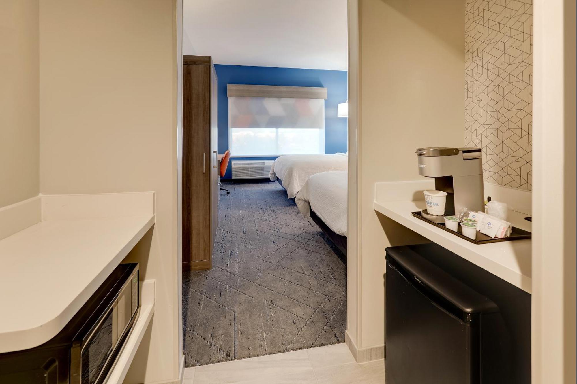 Holiday Inn Express Holly Springs - Raleigh Area By Ihg Exterior photo